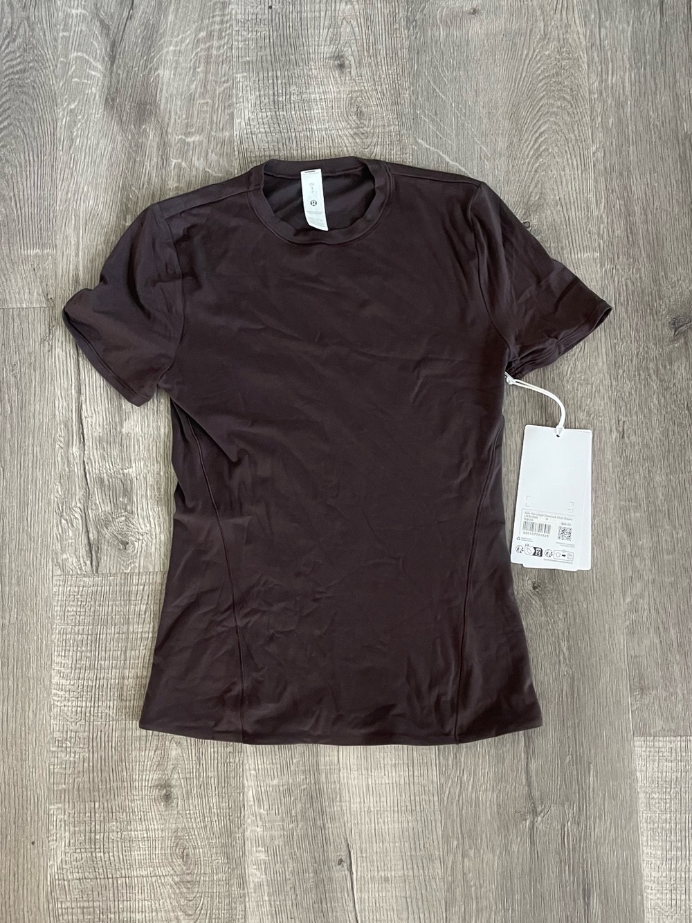 NWT lululemon Wundermost Nulu Hip-Length Crew Neck Short Sleeve in Sequoia sz S